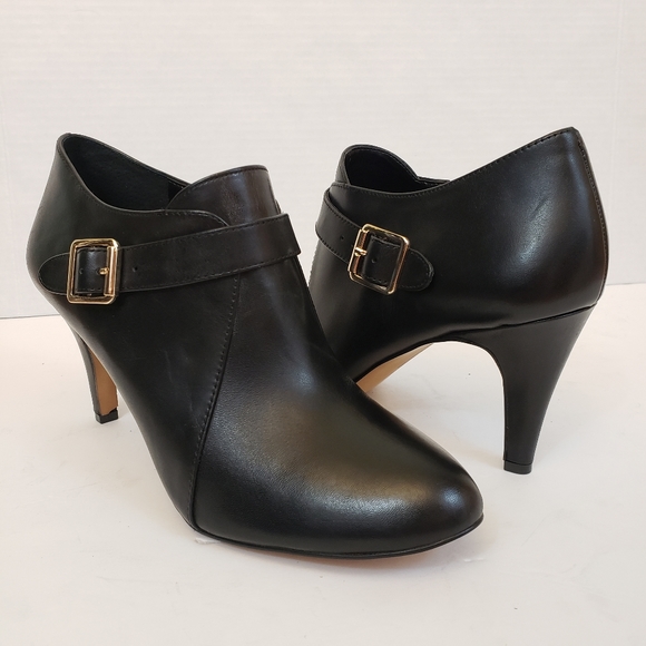 vince camuto vonilesa